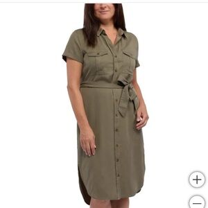 Green Midi Shirt Dress with Notched Collar and Cuffed Sleeves